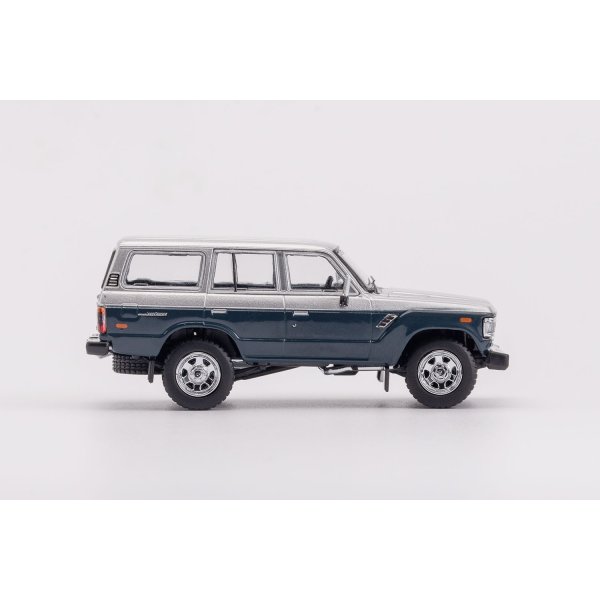 画像7: Gaincorp Products 1/64 Toyota Land Cruiser 60 RHD Silver/Dark Blue (7)