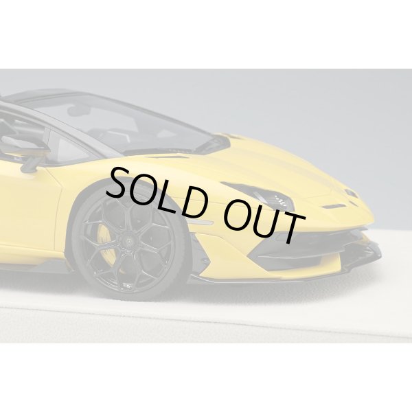 画像6: EIDOLON 1/18 Lamborghini Aventador SVJ Roadster 2019 (Leirion wheel) Giallo Inti Limited 30 pcs. (6)