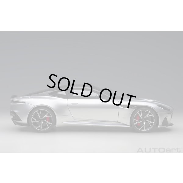 画像4: AUTOart 1/18 Aston Martin DBS Superleggera (Lightning Silver) (4)