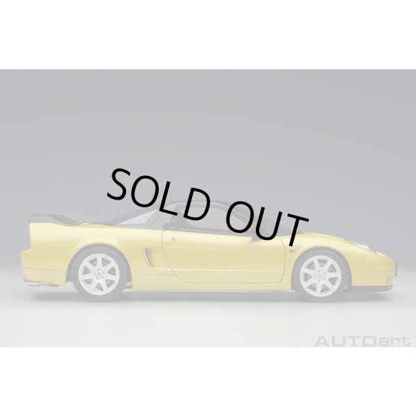 画像4: AUTOart 1/18 Honda NSX-R (NA2) (Indy Yellow Pearl) (4)
