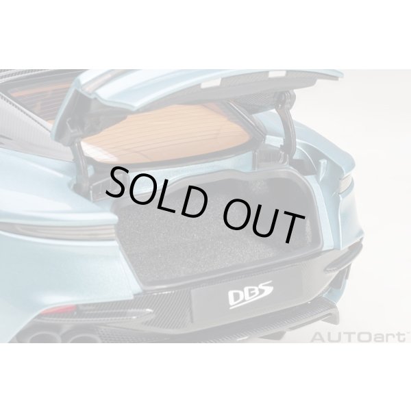 画像12: AUTOart 1/18 Aston Martin DBS Superleggera (Caribbean Pearl Blue) (12)