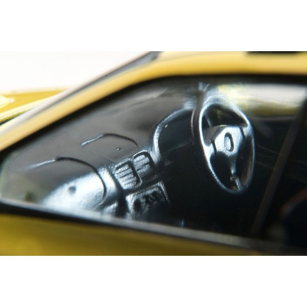 画像8: TOMYTEC 1/64 Limited Vintage NEO Impreza Pure Sports Wagon WRX STi Ver.VI (Yellow) '99 (8)