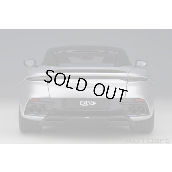 画像6: AUTOart 1/18 Aston Martin DBS Superleggera (Lightning Silver) (6)