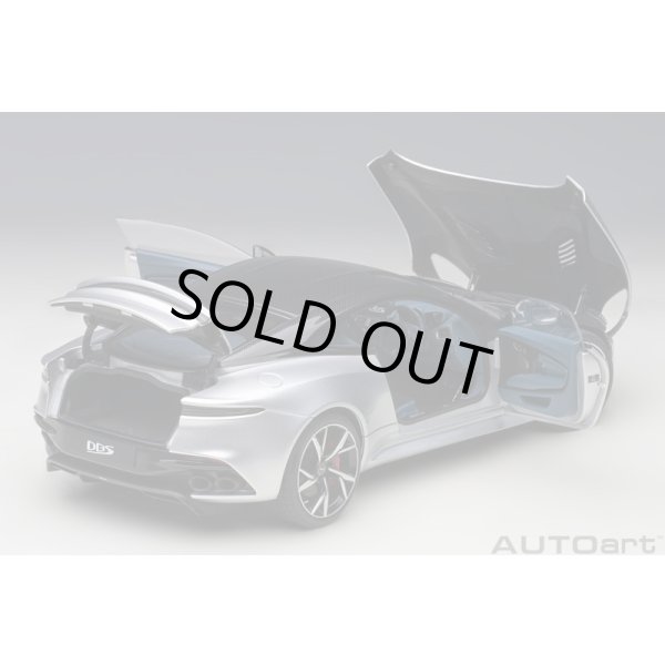 画像15: AUTOart 1/18 Aston Martin DBS Superleggera (Lightning Silver) (15)