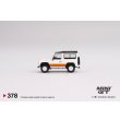 画像4: MINI GT 1/64 Land Rover Defender 90 Wagon White (LHD) (4)