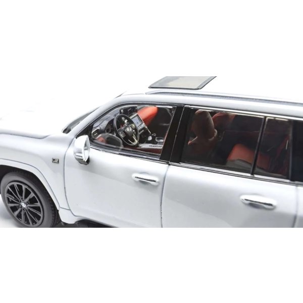 画像8: Kyosho Original 1/43 Lexus LX 600 F SPORT (White Nova GF/輸出専用車LHD) (8)