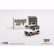 画像1: MINI GT 1/64 Land Rover Defender 90 Wagon White (RHD) (1)