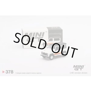 画像: MINI GT 1/64 Land Rover Defender 90 Wagon White (RHD)