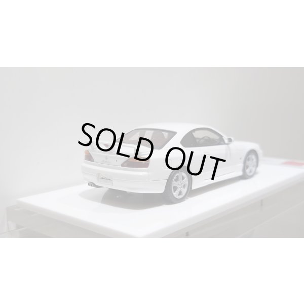 画像10: EIDOLON 1/43 Nissan Silvia (S15) Spec R Aero 1999 Pearl White (10)