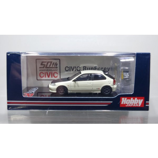 画像1: Hobby JAPAN 1/64 Honda CIVIC Type R (EK9) /Custom Version with Engine Display Model Championship White (1)