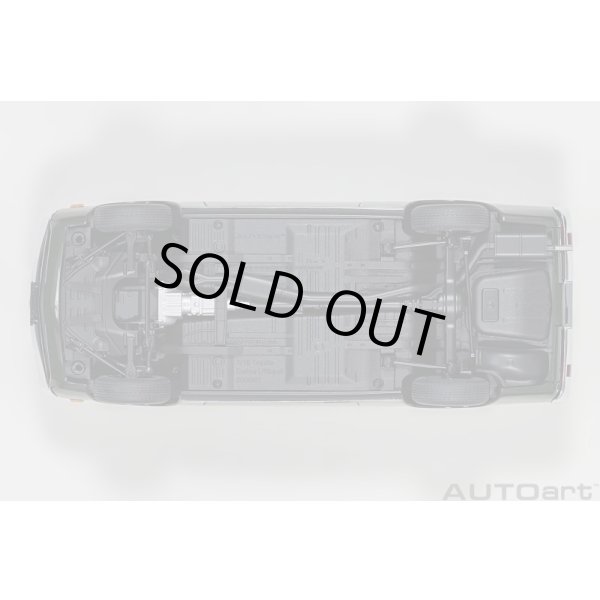 画像8: AUTOart 1/18 Toyota Celica Liftback 2000GT (RA25) 1973 (Moss Green) (8)