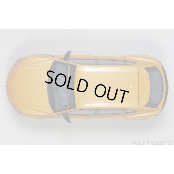 画像7: AUTOart 1/18 Lamborghini Urus (Arancio Borealis) (7)