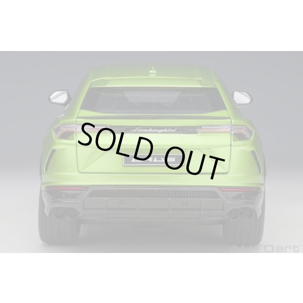 画像6: AUTOart 1/18 Lamborghini Urus (Verde Selvans) (6)