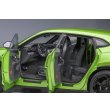画像9: AUTOart 1/18 Lamborghini Urus (Verde Selvans) (9)