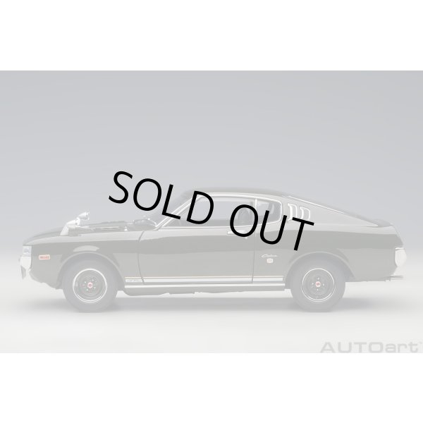 画像3: AUTOart 1/18 Toyota Celica Liftback 2000GT (RA25) 1973 (Moss Green) (3)