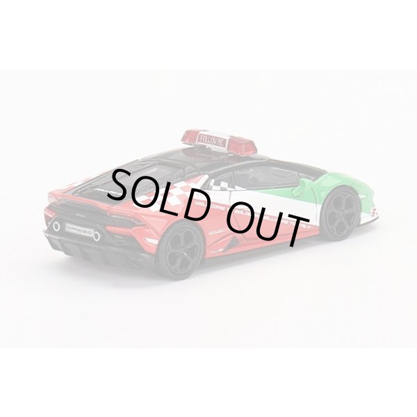 画像2: MINI GT 1/64 Lamborghini Huracán EVO Bologna Airport 2020 Follow Me Car (LHD) (2)