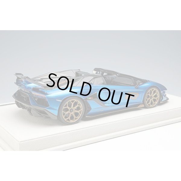 画像4: EIDOLON 1/18 Lamborghini Aventador SVJ 63 Roadster 2019 Blu Urano Limited 63 pcs. (4)