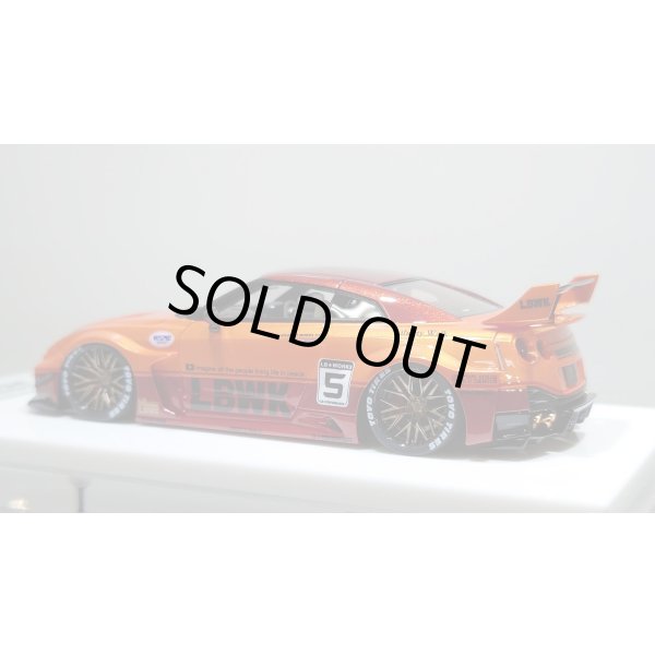 画像3: EIDOLON 1/43 LB-Silhouette WORKS GT 35GT-RR  Arancio Pearl / Vino Rosso Tow-tone color Limited 35 pcs. (3)