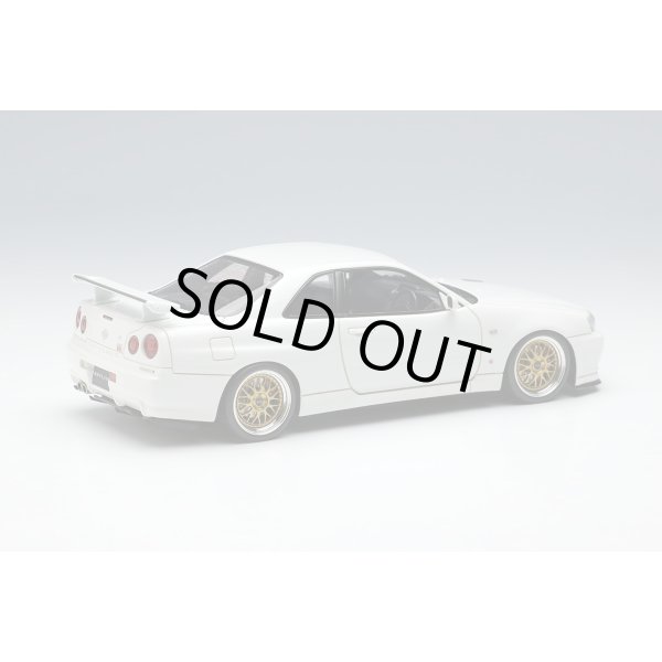 画像4: EIDOLON 1/43 Nissan Skyline GT-R (BNR34) V-spec II 2000 (BBS LM Wheel) White (4)