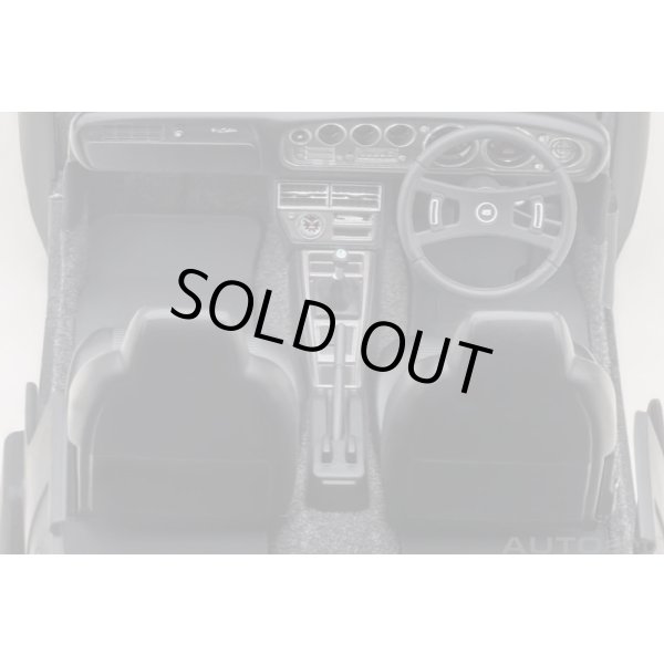 画像14: AUTOart 1/18 Toyota Celica Liftback 2000GT (RA25) 1973 (Turquoise Blue Metallic) (14)