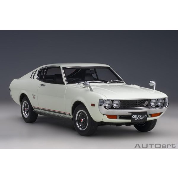 画像16: AUTOart 1/18 Toyota Celica Liftback 2000GT (RA25) 1973 (White) (16)