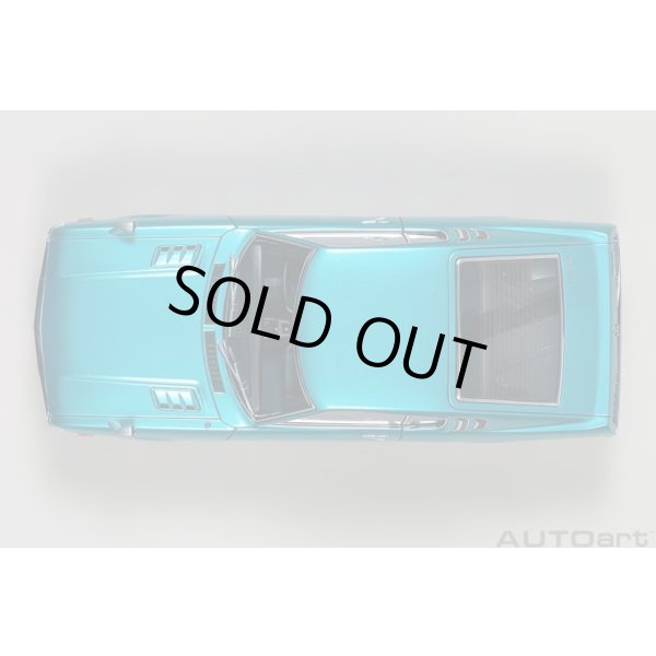 画像7: AUTOart 1/18 Toyota Celica Liftback 2000GT (RA25) 1973 (Turquoise Blue Metallic) (7)