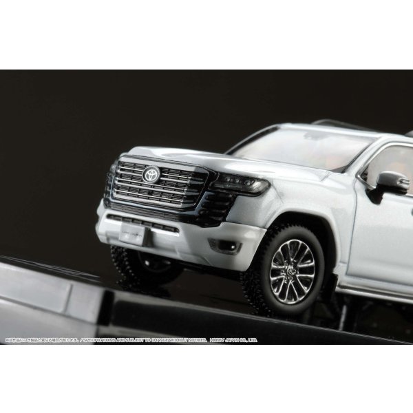 画像5: Hobby JAPAN 1/64 Toyota Land Cruiser (JA300W) ZX Precious White Pearl ベージュ内装 (5)