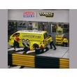 画像2: Tarmac Works 1/64 Figures Set Mechanic III Set Mooneyes (2)