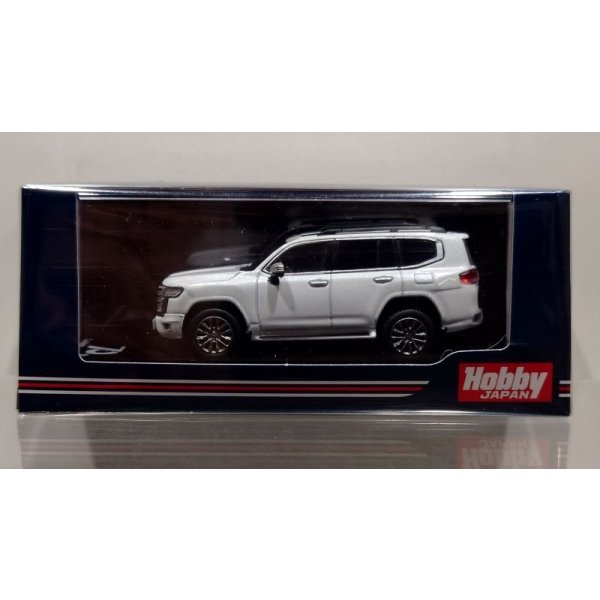 画像1: Hobby JAPAN 1/64 Toyota Land Cruiser (JA300W) ZX Precious White Pearl ブラック内装 (1)