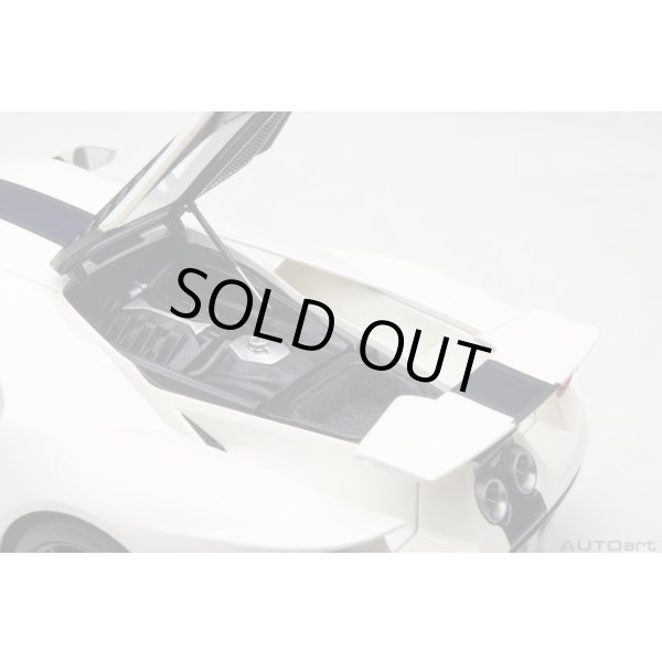 画像12: AUTOart 1/18 Ford GT 2022 '64 Prototype Heritage Edition (Wimbledon White) (12)