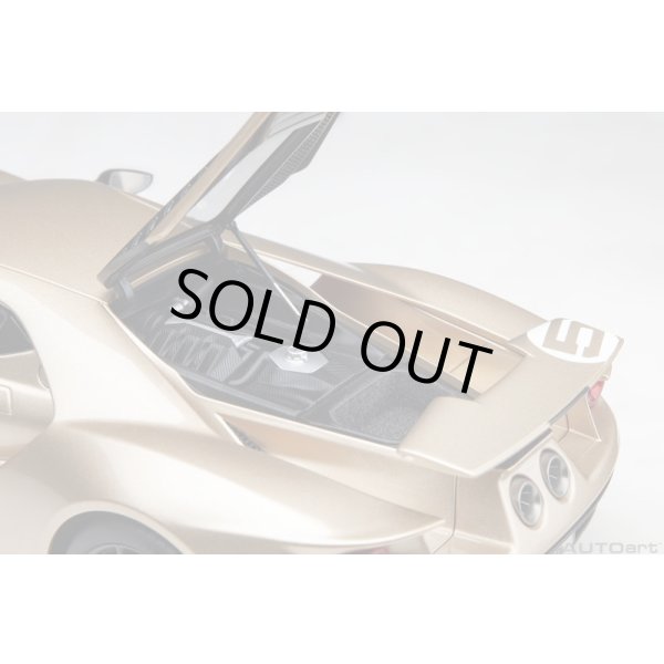 画像12: AUTOart 1/18 Ford GT 2022 Holman Moody Heritage Edition (Holman Woody Gold) (12)