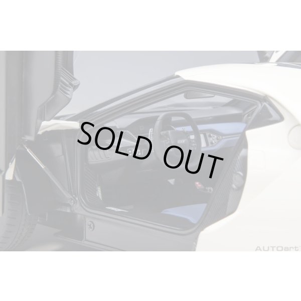 画像9: AUTOart 1/18 Ford GT 2022 '64 Prototype Heritage Edition (Wimbledon White) (9)