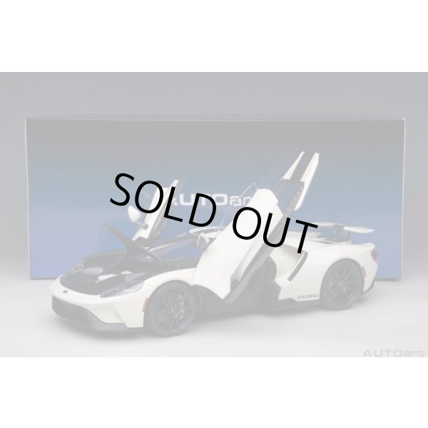 画像20: AUTOart 1/18 Ford GT 2022 '64 Prototype Heritage Edition (Wimbledon White) (20)
