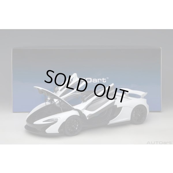 画像22: AUTOart 1/18 McLaren P1 (Alaskan Diamond White) (22)