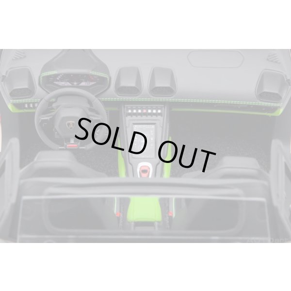 画像14: AUTOart 1/18 Lamborghini Huracan Evo (Verde Selvans) (14)