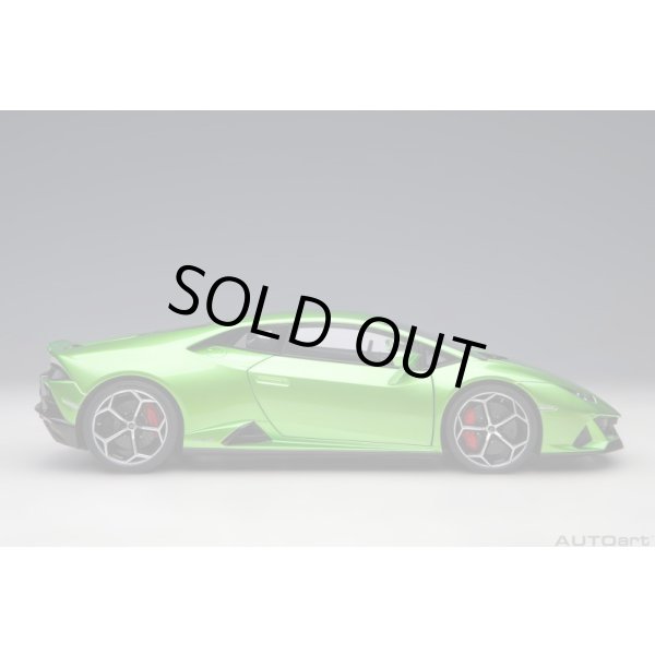 画像4: AUTOart 1/18 Lamborghini Huracan Evo (Verde Selvans) (4)