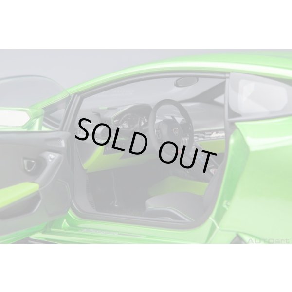 画像9: AUTOart 1/18 Lamborghini Huracan Evo (Verde Selvans) (9)