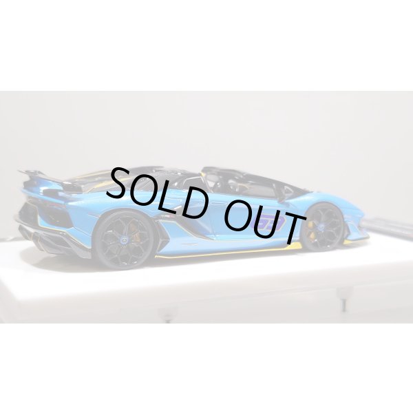 画像7: EIDOLON 1/43 Lamborghini Aventador SVJ 63 Roadster 2019 Azzurro Pearl Limited 35 pcs. (7)