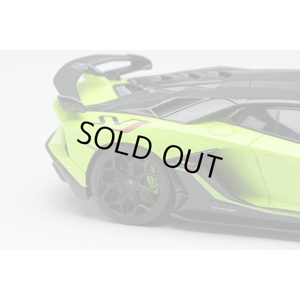 画像10: EIDOLON 1/43 Lamborghini Aventador SVJ 2018 (Leirion wheel) Verde Scandal Limited 100 pcs. (10)