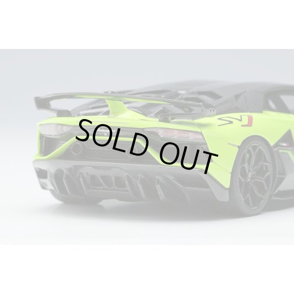 画像12: EIDOLON 1/43 Lamborghini Aventador SVJ 2018 (Leirion wheel) Verde Scandal Limited 100 pcs. (12)