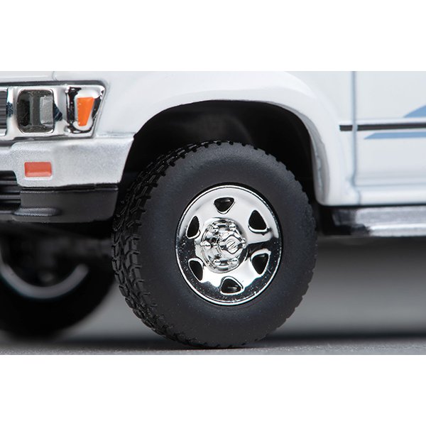 画像7: TOMYTEC 1/64 Limited Vintage NEO Toyota Hilux 4WD Pickup Double Cab SSR (White) '91 (7)