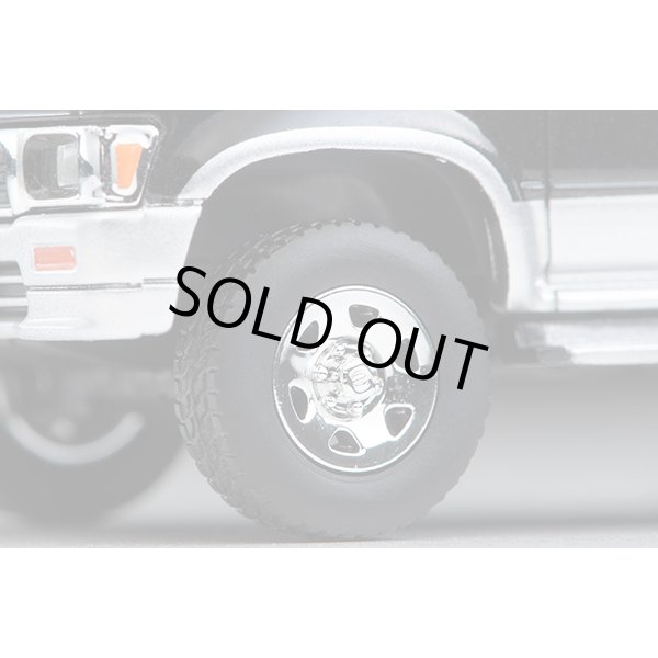 画像7: TOMYTEC 1/64 Limited Vintage NEO Toyota Hilux 4WD Pickup Double Cab SSR-X オプション装着車 Vehicle (Black / Silver) '95 (7)