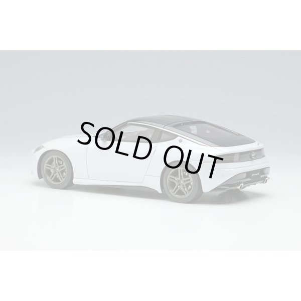画像3: EIDOLON 1/43 NISSAN Fairlady Z (RZ34) 2023 (JP) Prism White / Super Black (3)
