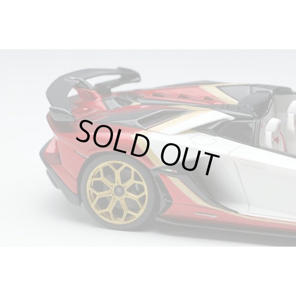 画像13: EIDOLON COLLECTION 1/43 Lamborghini Aventador SVJ Roadster 2020 Ad Personam 2 tone paint Pearl White / Rossocons Limited 150 pcs. (13)
