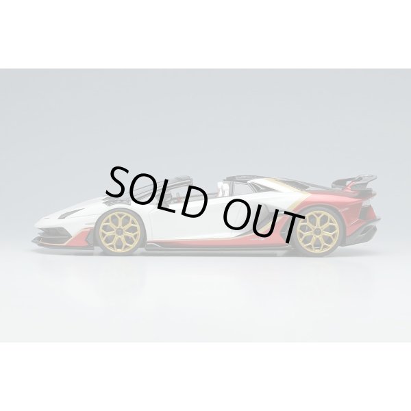 画像16: EIDOLON COLLECTION 1/43 Lamborghini Aventador SVJ Roadster 2020 Ad Personam 2 tone paint Pearl White / Rossocons Limited 150 pcs. (16)
