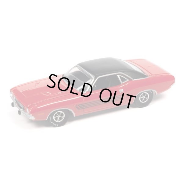 画像2: auto world 1/64 1974 Dodge Challenger Rally Red/Flat Black (2)