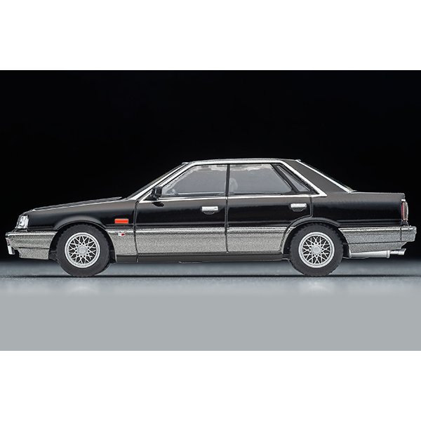 画像3: TOMYTEC 1/64 Limited Vintage NEO Nissan Skyline 4door HT GTS Twin Cam 24V (Black/Silver) 1986 (3)