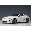 画像1: AUTOart 1/18 Lexus LFA (Whitest White/Carbon) (1)