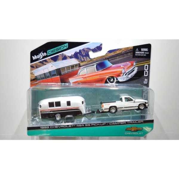 画像1: Maisto 1/64 1993 Chevrolet 454 SS Pickup & Camper Trailer White/Black (1)