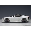 画像3: AUTOart 1/18 Lexus LFA (Whitest White/Carbon) (3)